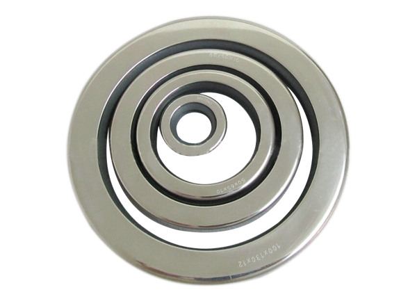 聚四氟乙烯生成的油封有什么特點呢？