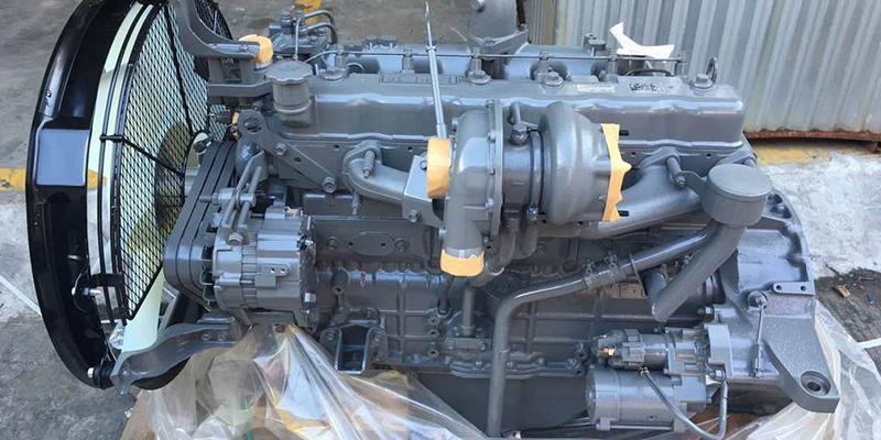 挖掘機(jī)發(fā)動機(jī)日常保養(yǎng)小技巧