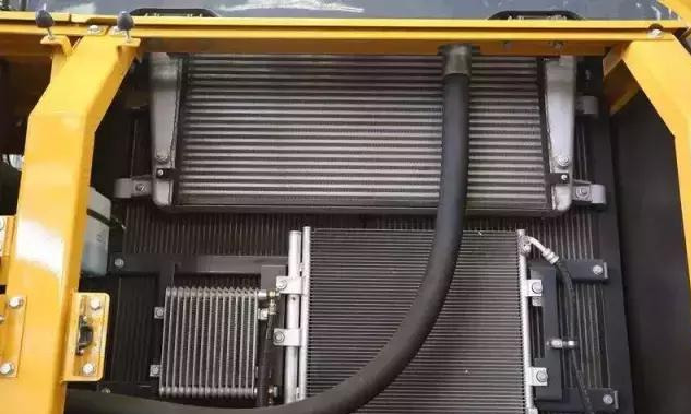 炎炎夏日！6點挖機保養(yǎng)技巧要牢記！